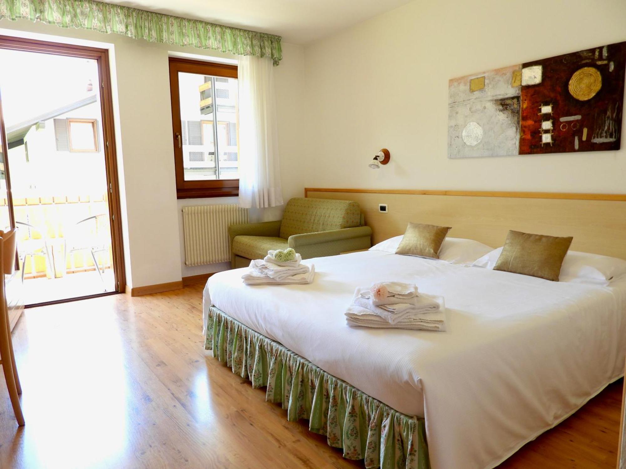 Hotel Garni Maffei Pinzolo Exteriér fotografie