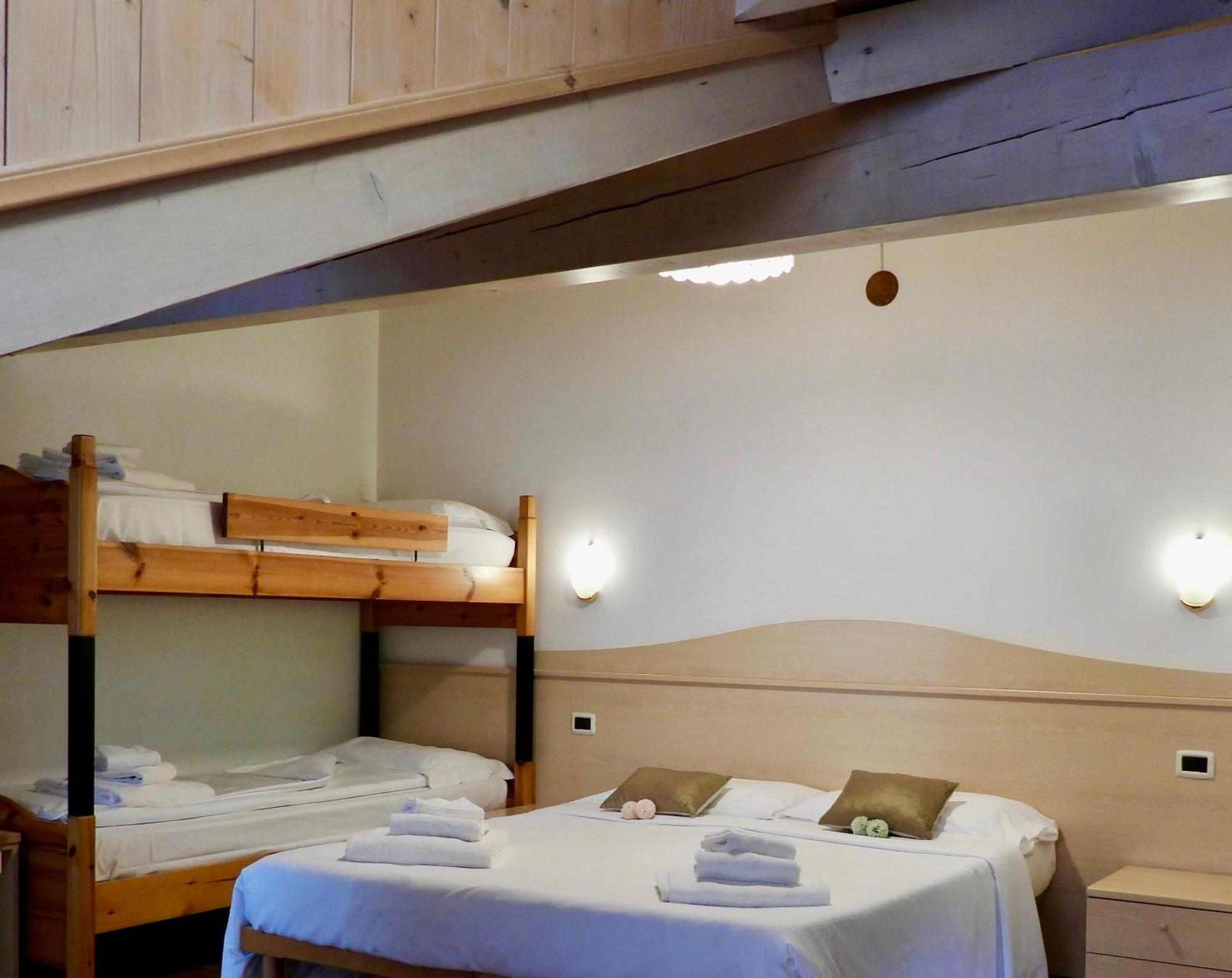 Hotel Garni Maffei Pinzolo Exteriér fotografie
