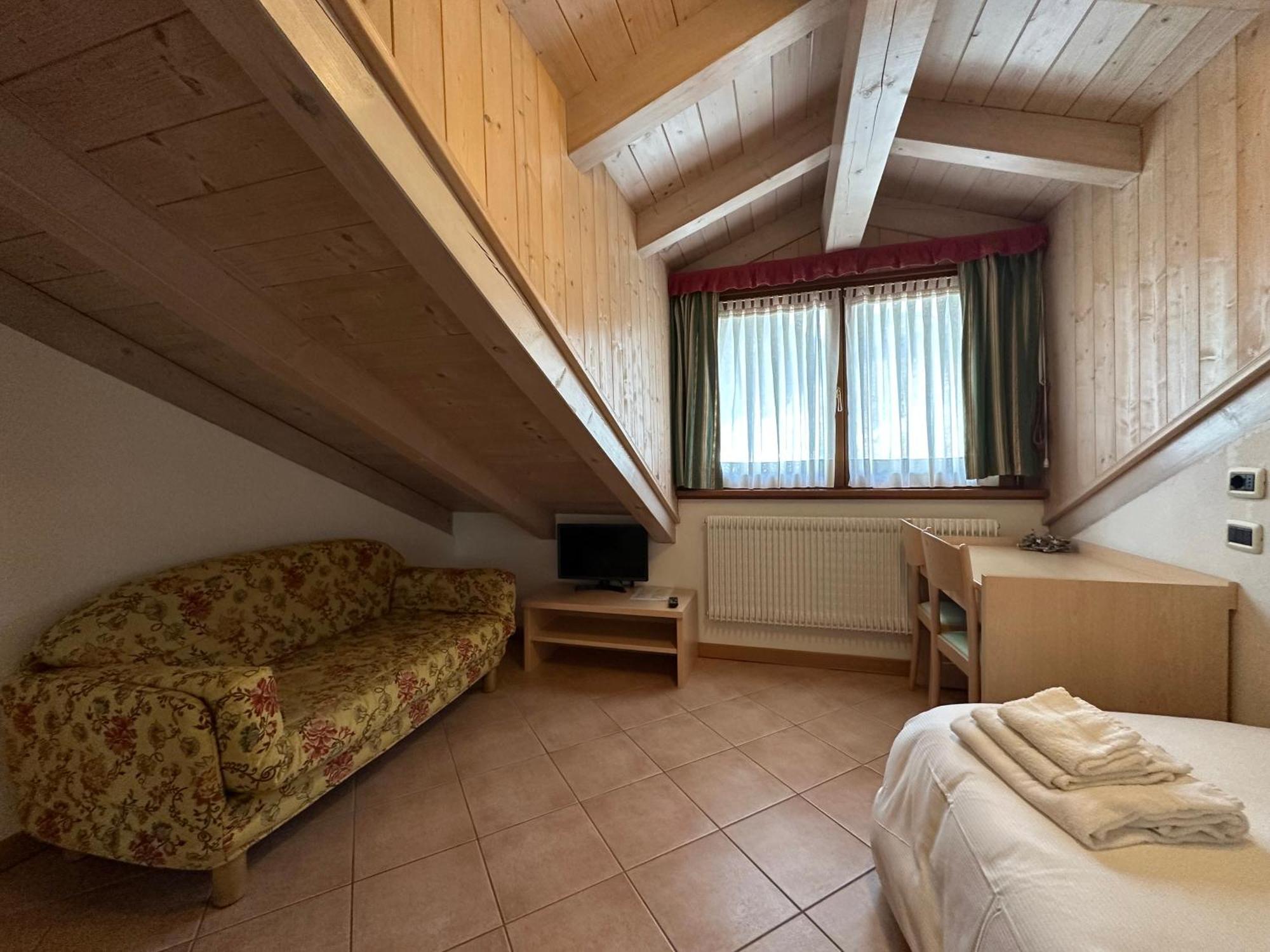 Hotel Garni Maffei Pinzolo Exteriér fotografie